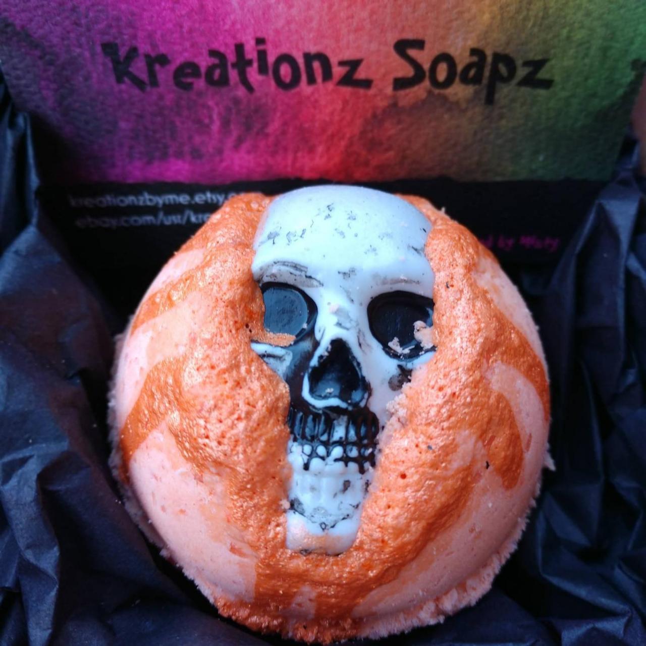 Orange marjoram bath bombs with or without skull toy